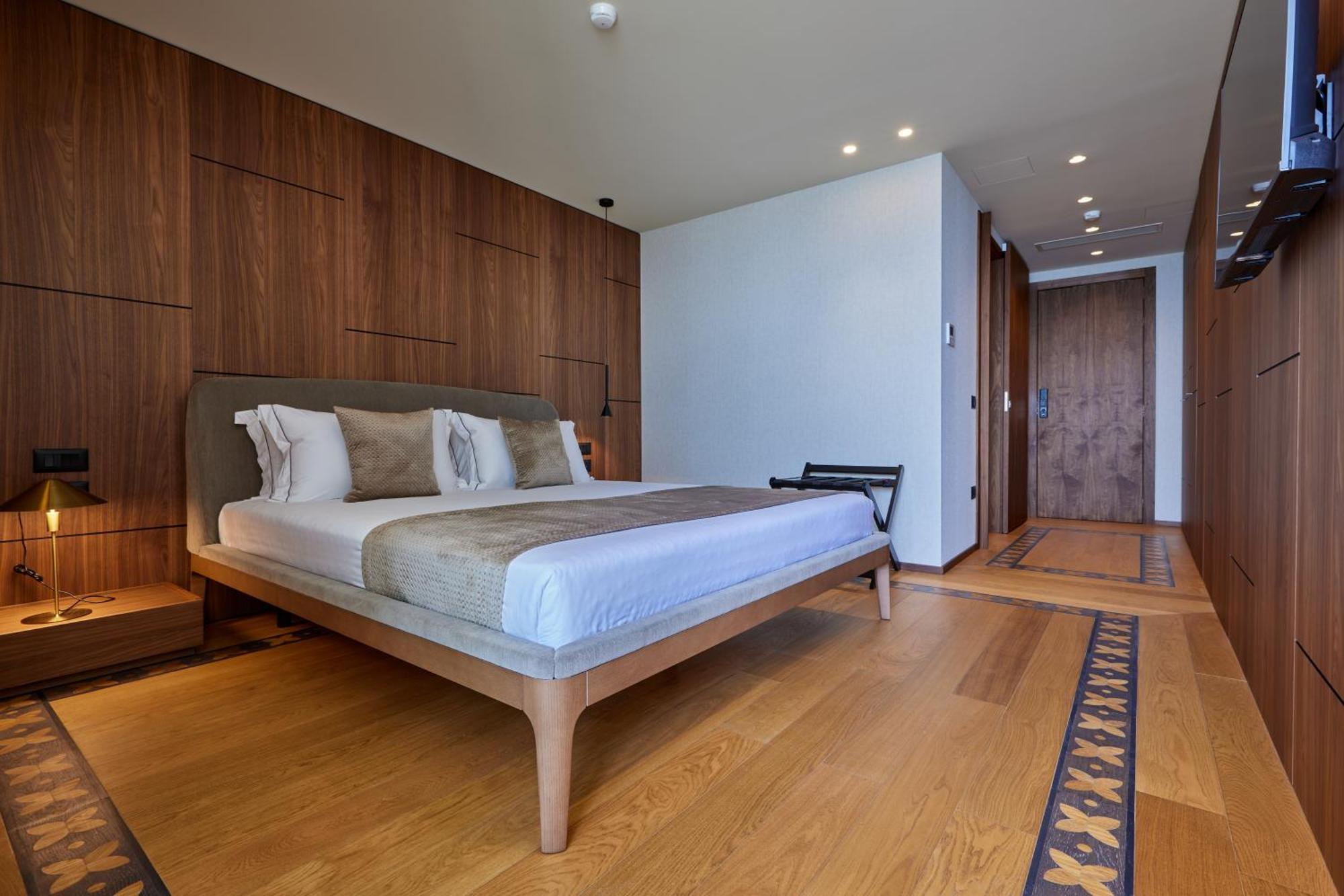 Valis Luxury Hotel Wlora Zewnętrze zdjęcie
