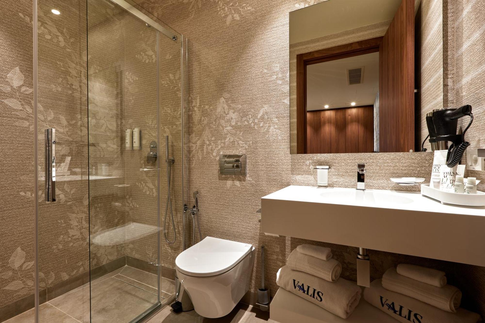 Valis Luxury Hotel Wlora Zewnętrze zdjęcie